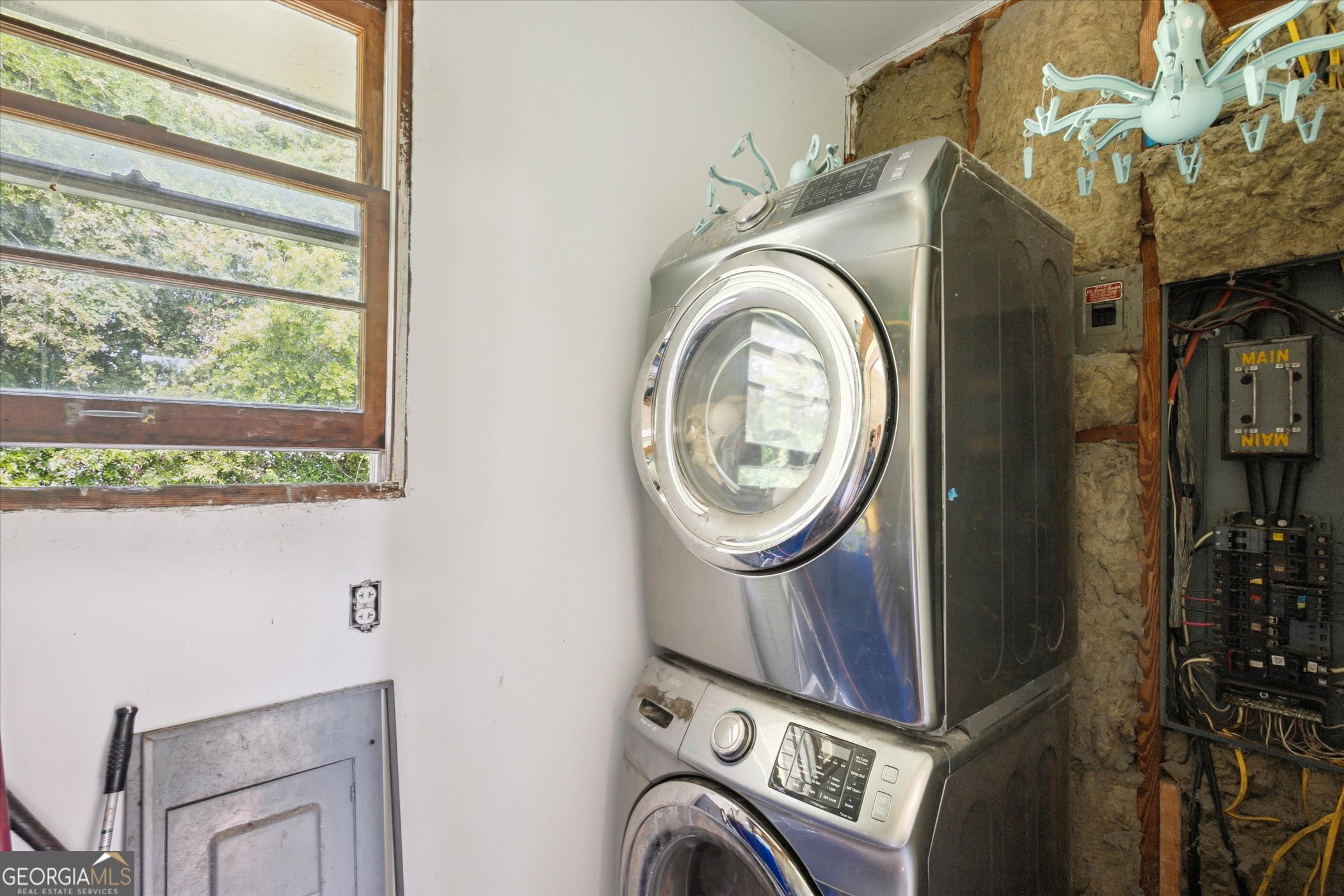 313 Donaldson Street Property Photo 22