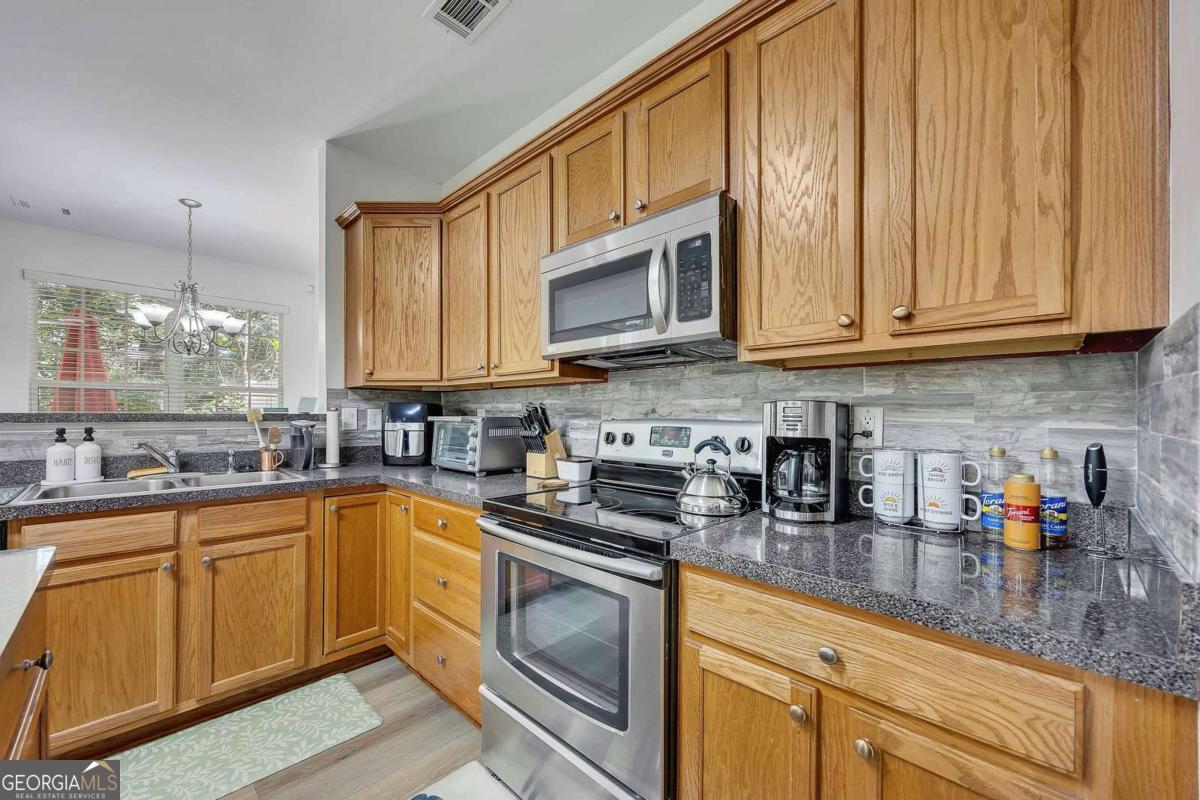 2700 Pierce Brennen Court Property Photo 12