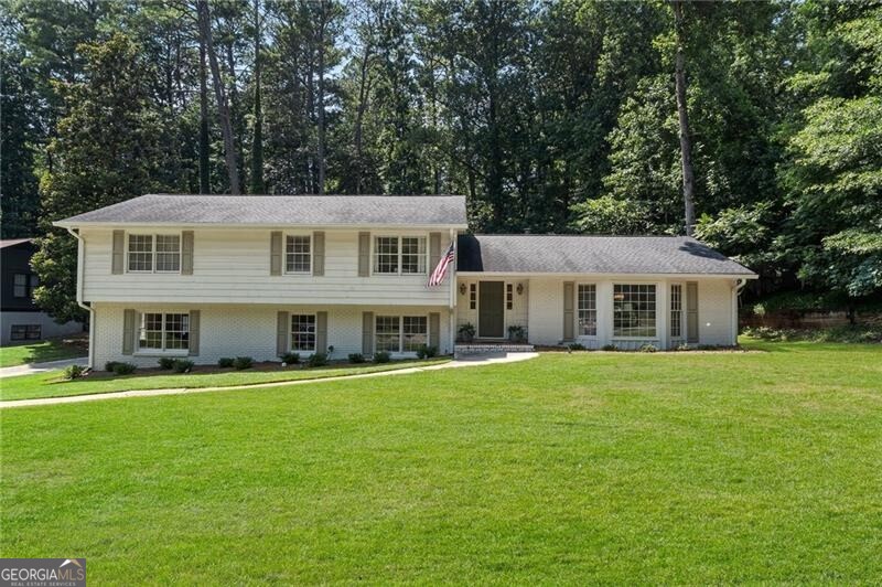 1270 Northshore Drive Property Photo 1