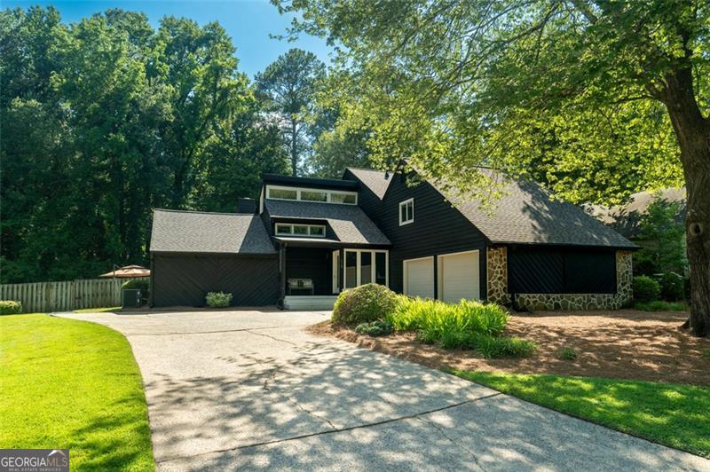 420 Greenfield Trace Property Photo 1