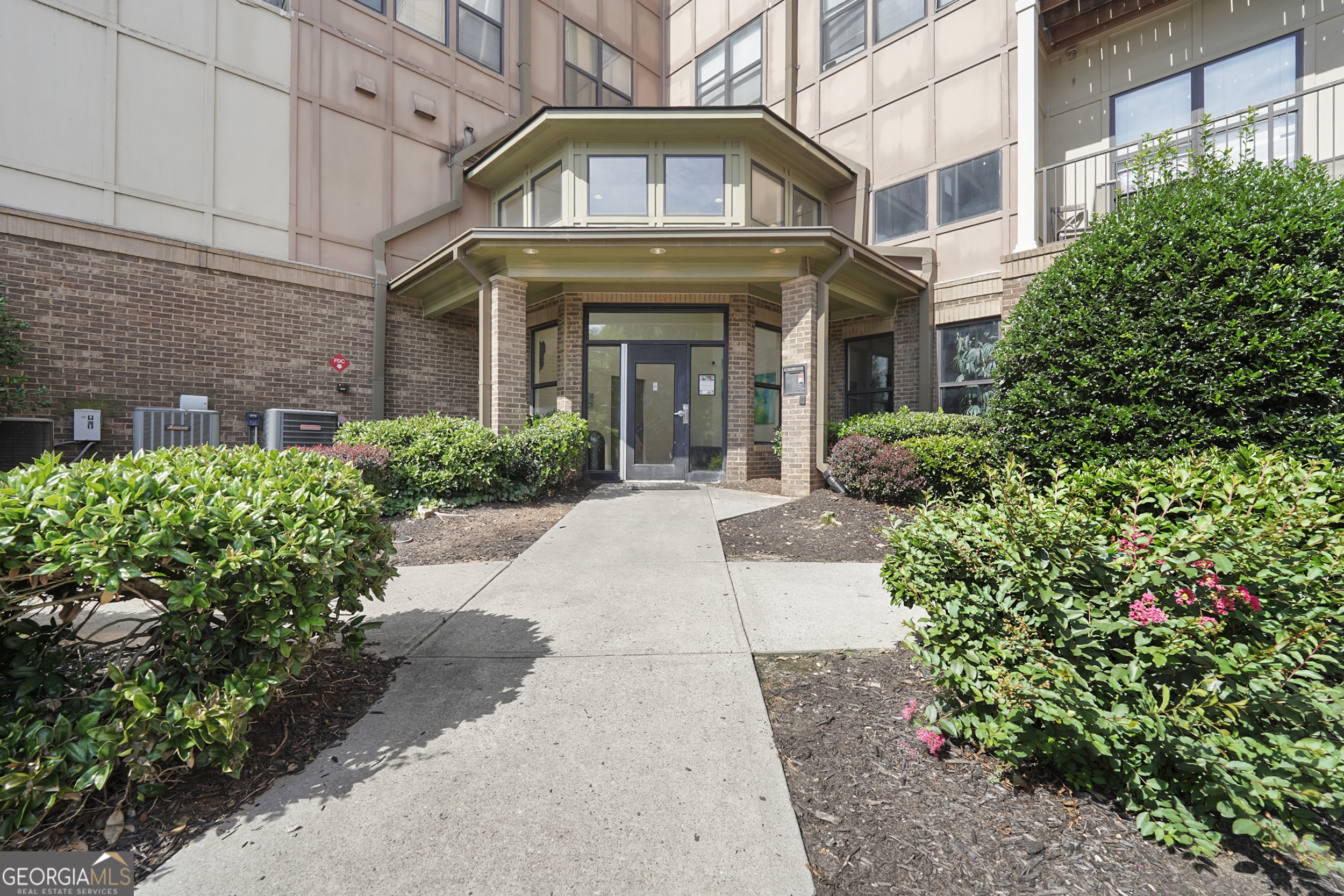 898 Oak Street Sw # 1105 Property Photo 1