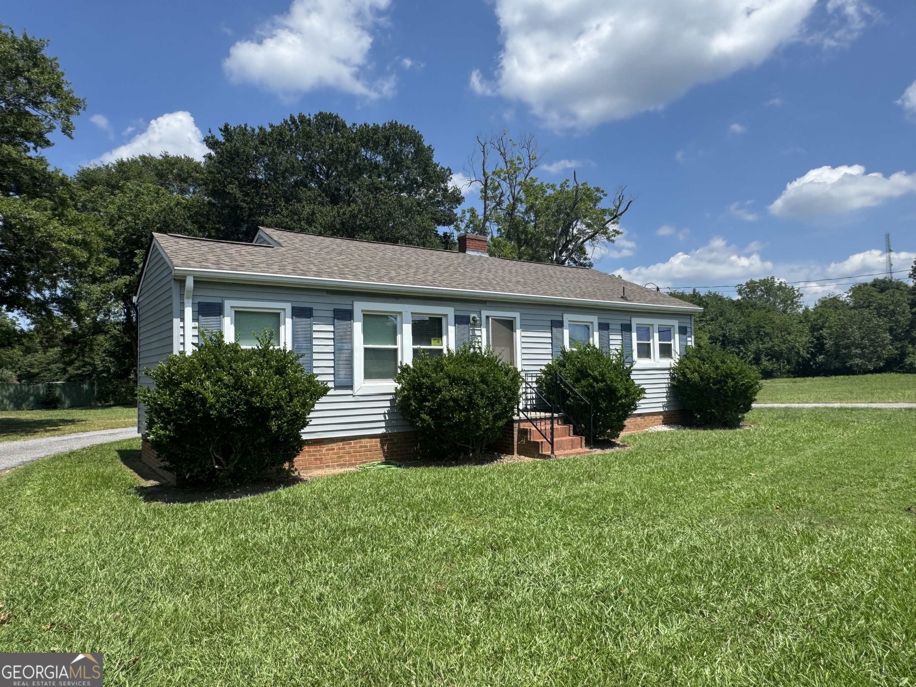 875 Benson Street Property Photo 1