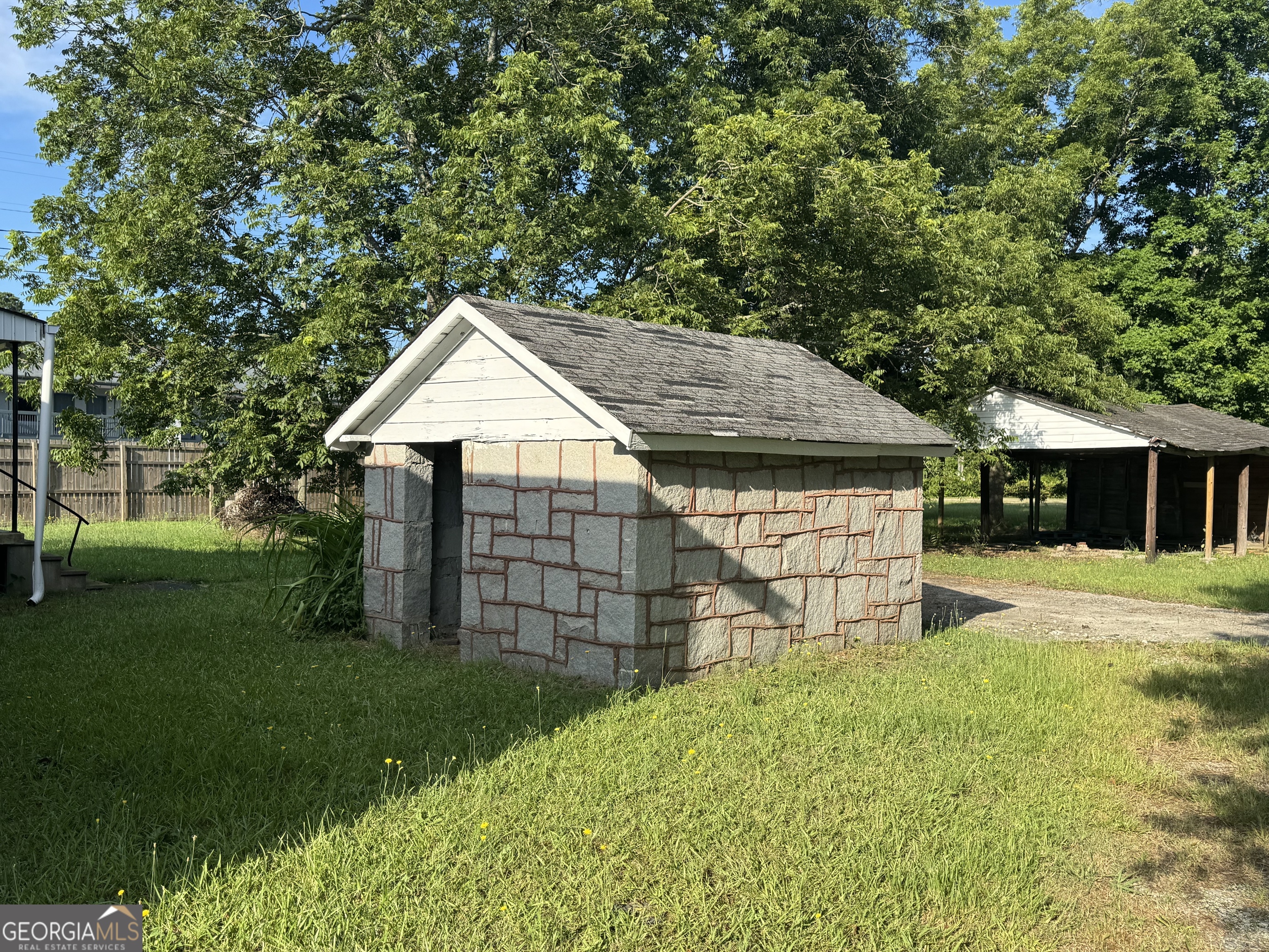 968 Ext Elbert Street Property Photo 4