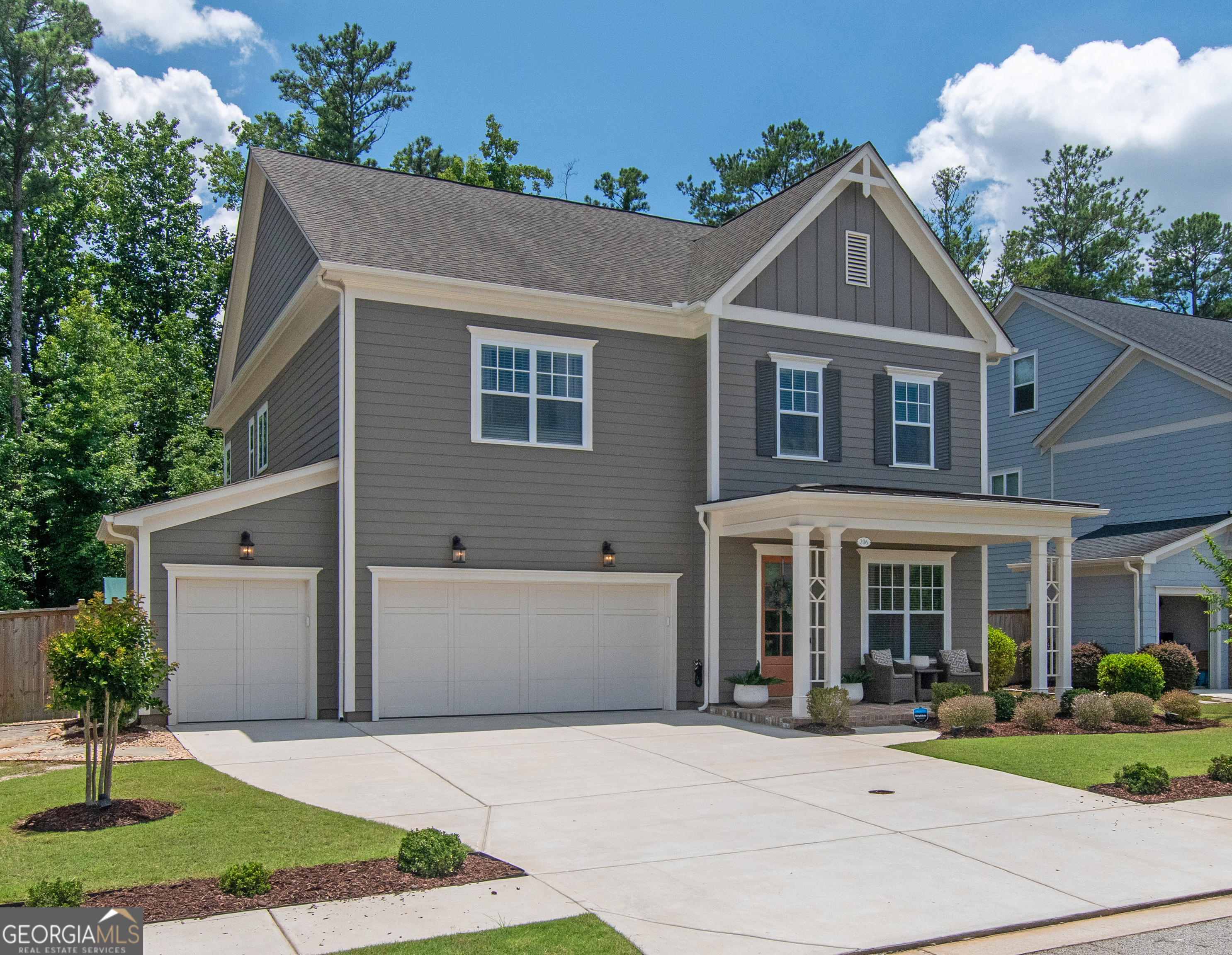 206 Bandon Way Property Photo 1