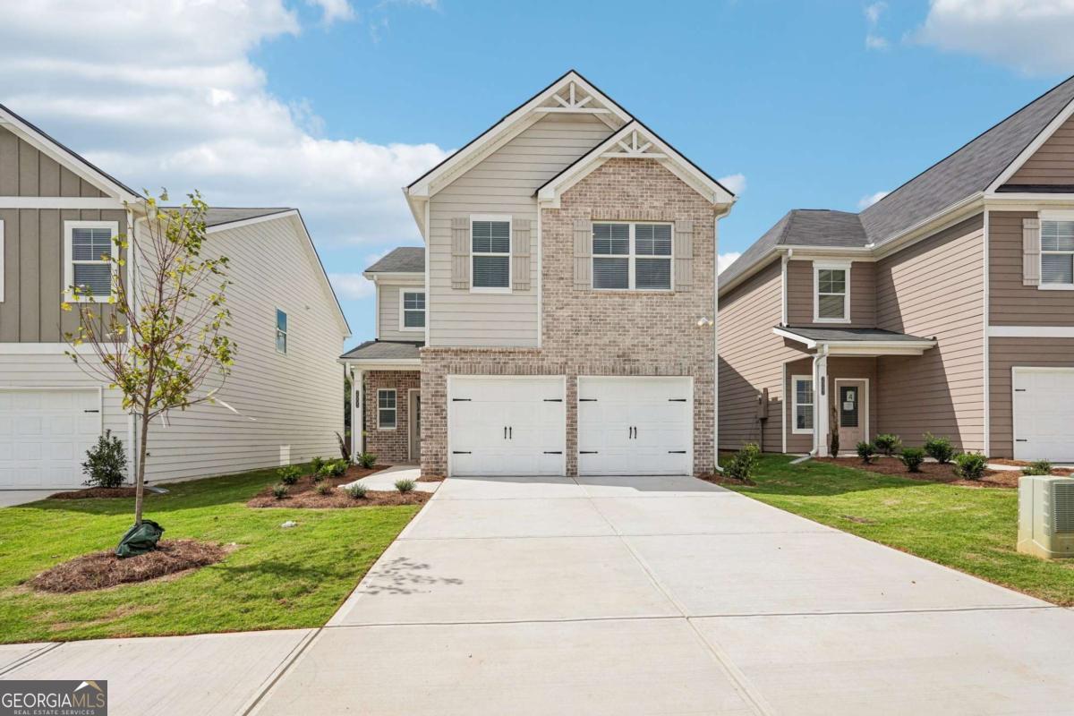 3024 Viewpark Circle Property Photo 1
