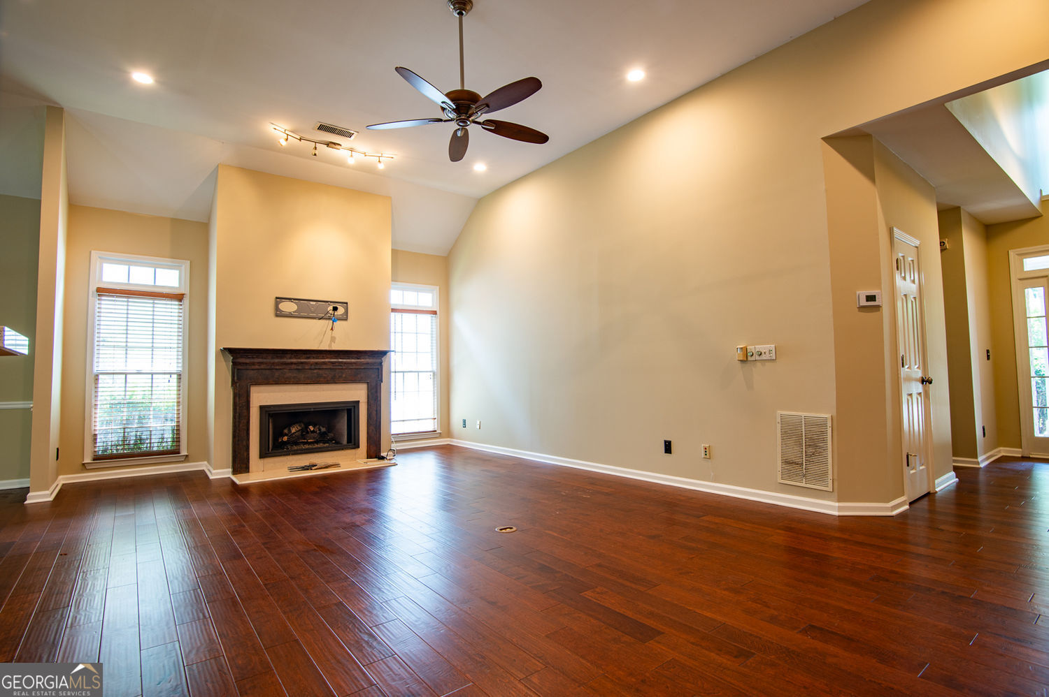 3082 Monarch Pine Drive Drive Nw Property Photo 7