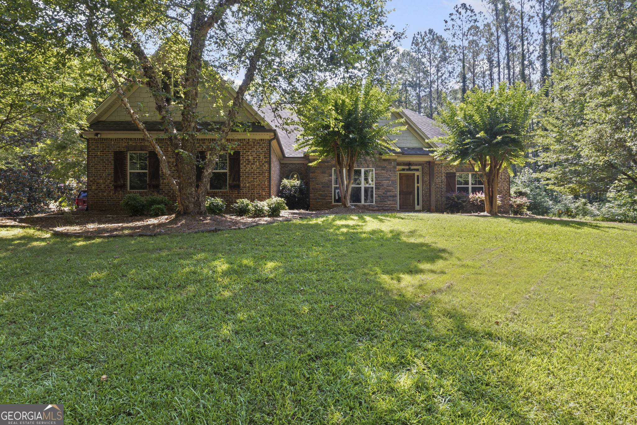 188 Harris Estates Drive Property Photo 1