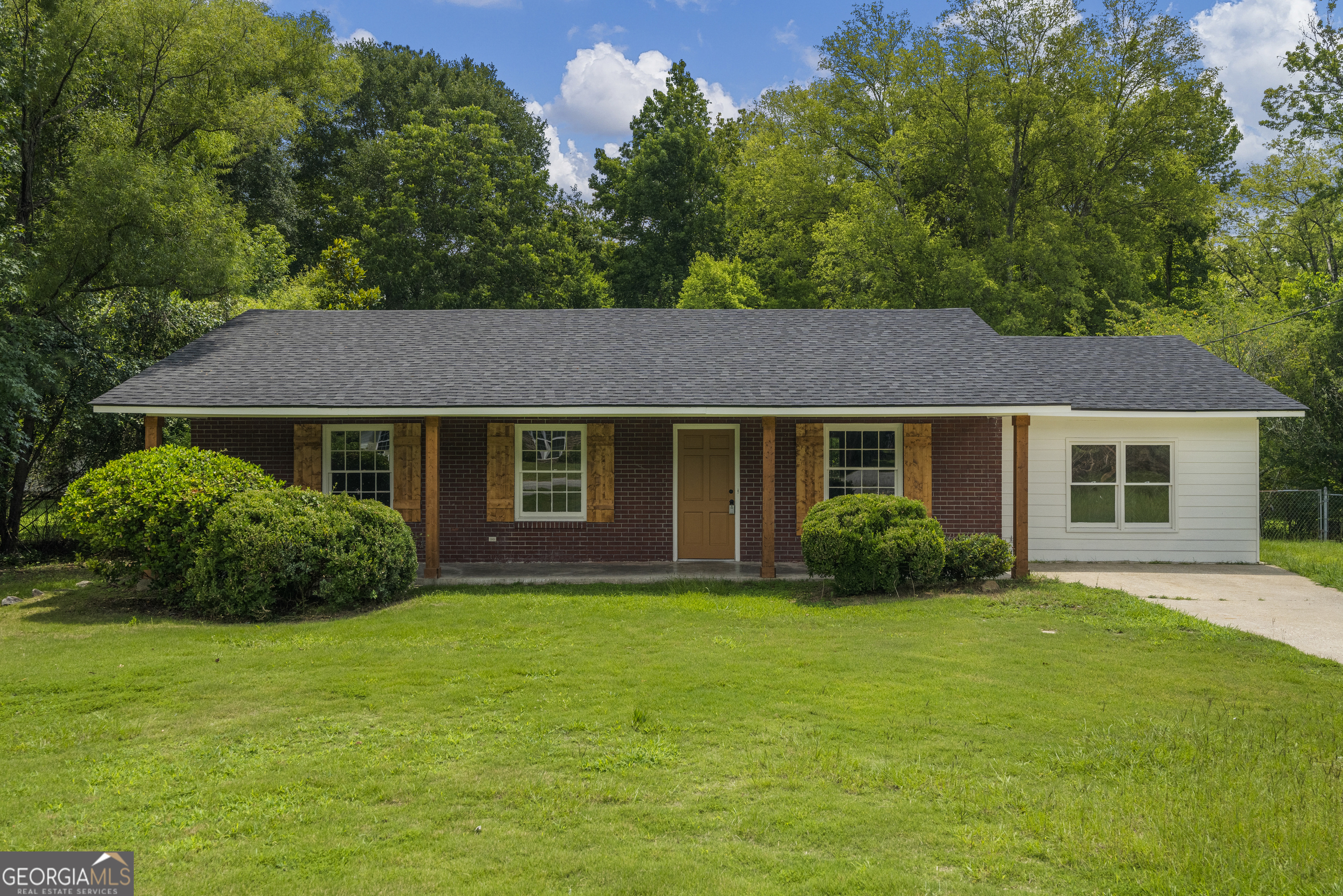 2906 KENT Drive