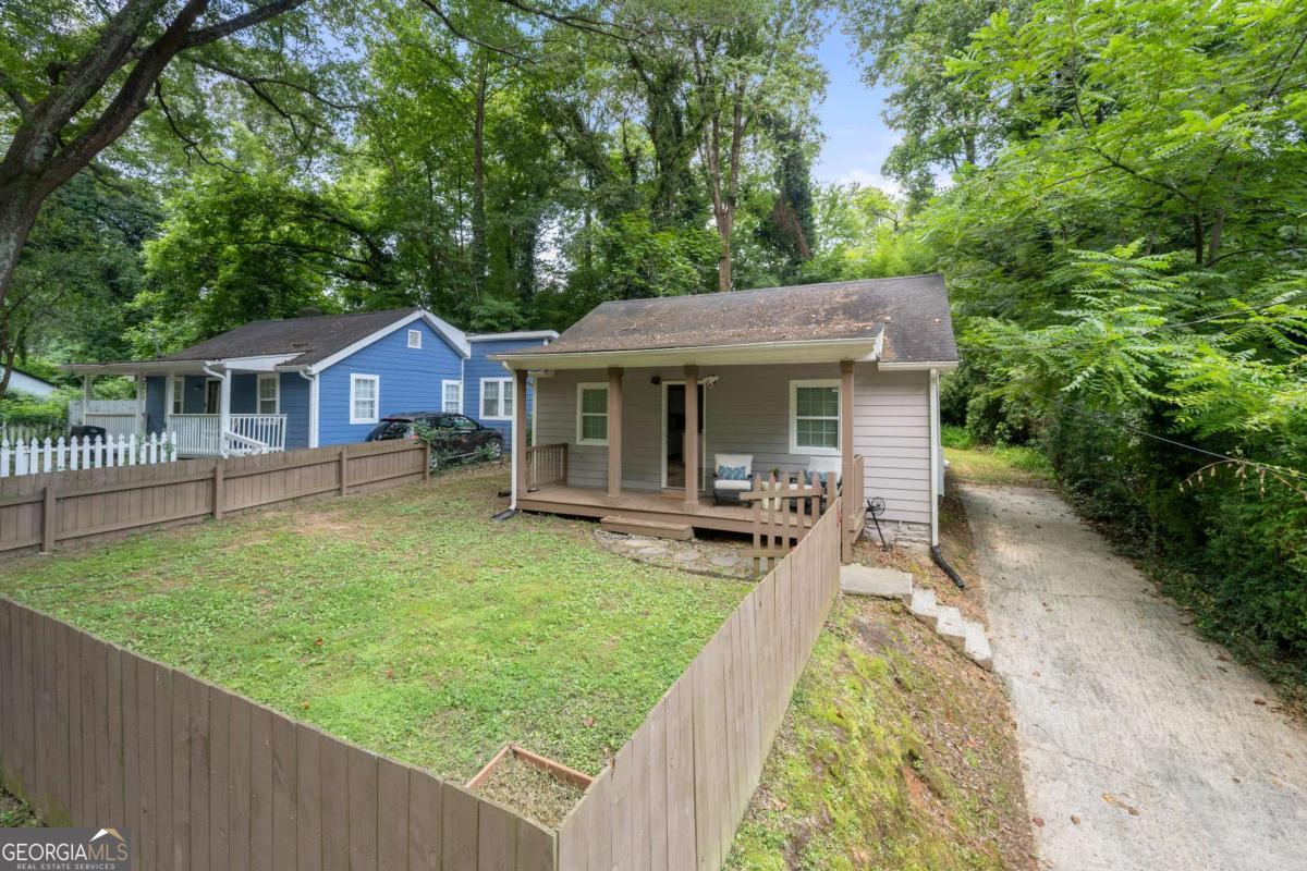 170 Adeline Avenue Nw Property Photo 1