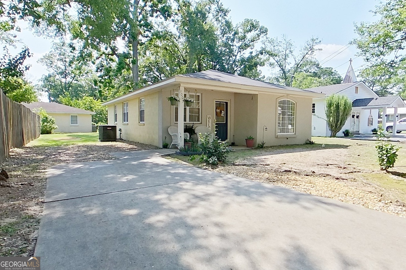 1003 Wright Street Property Photo 1