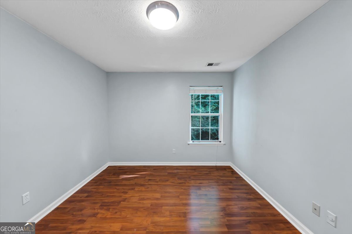 1532 Milford Place Sw Property Photo 26