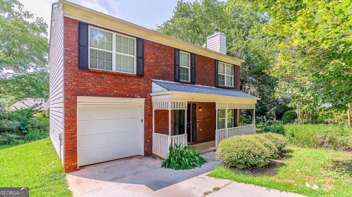 2067 Raintree Place Property Photo 3
