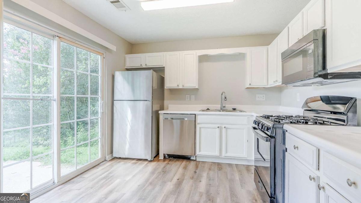 2067 Raintree Place Property Photo 16