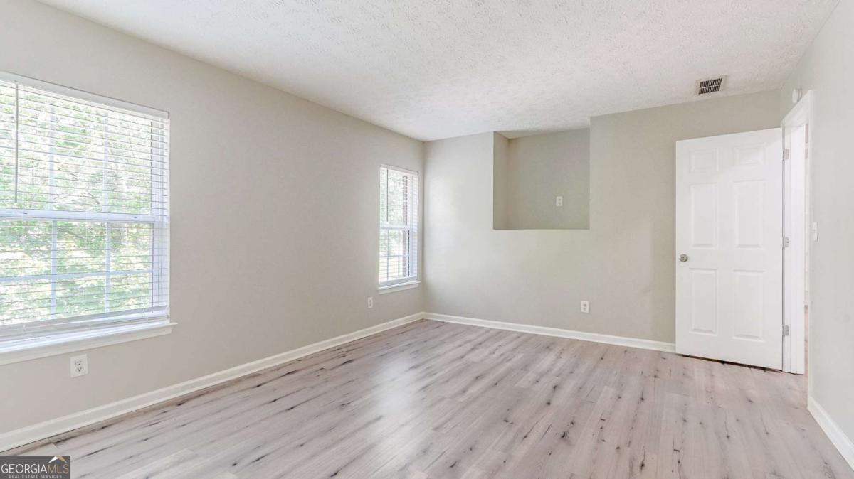 2067 Raintree Place Property Photo 27