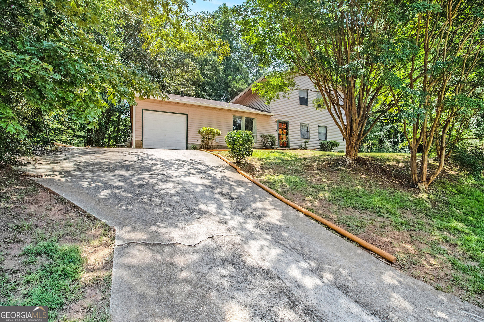 3808 Shane Court Property Photo 1