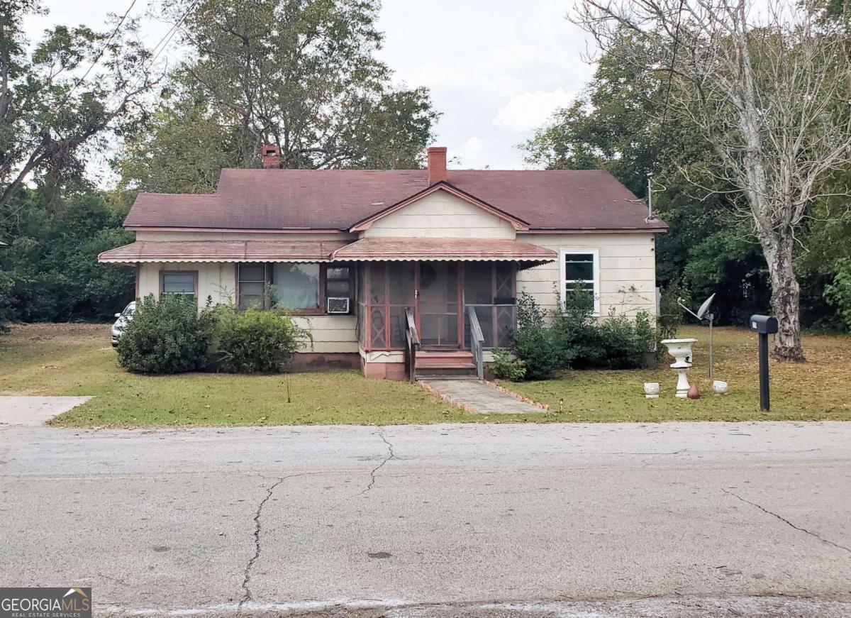 219 Cypress Street Property Photo 1