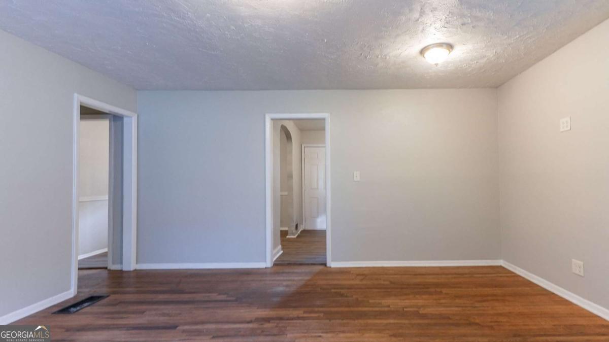 1803 Hollyhock Terrace Property Photo 10