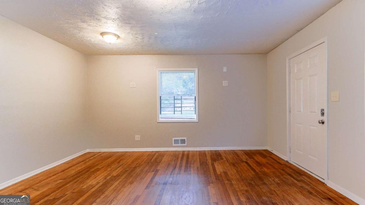 1803 Hollyhock Terrace Property Photo 11