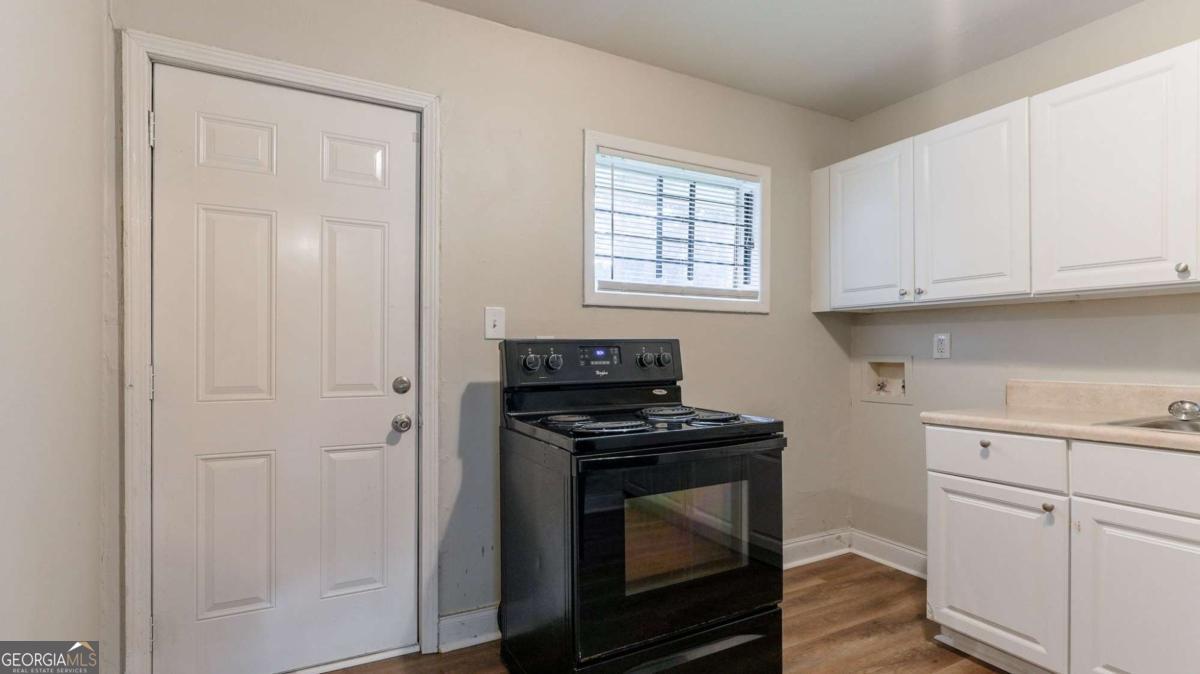1803 Hollyhock Terrace Property Photo 19