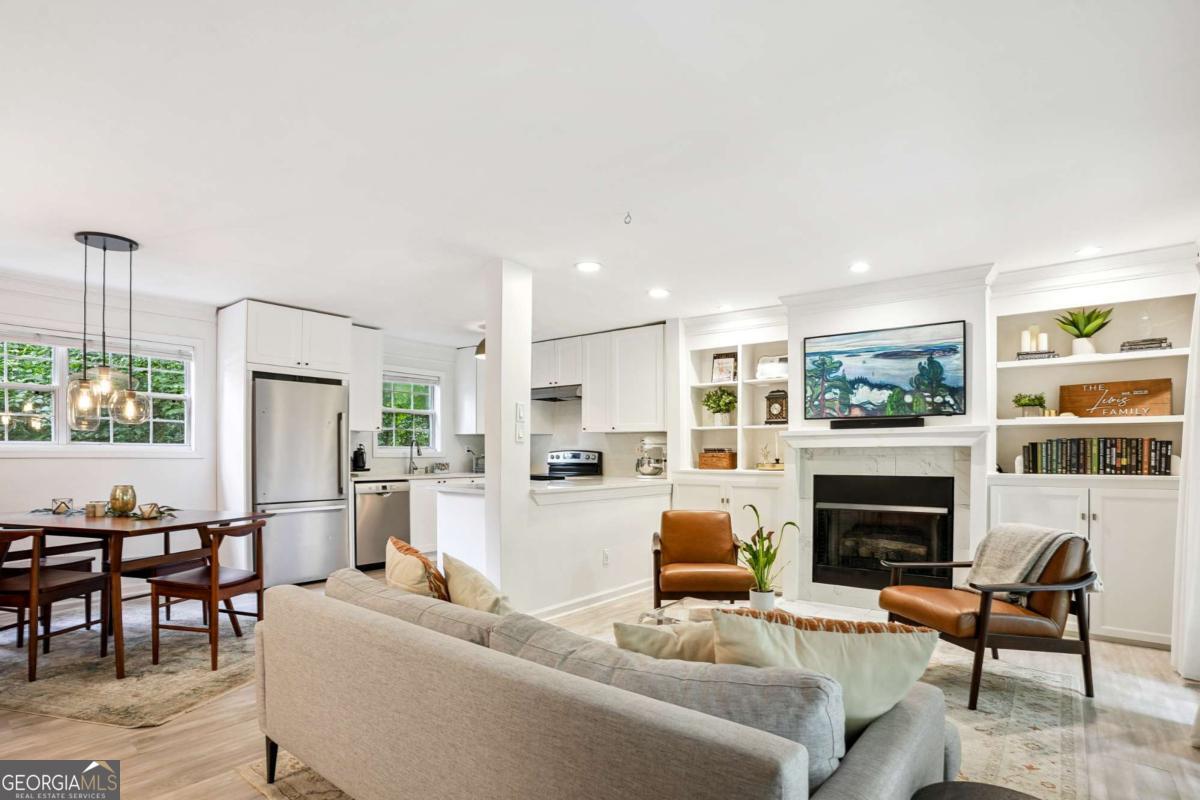 311 Peachtree Hills Avenue Ne # 11a Property Photo 1