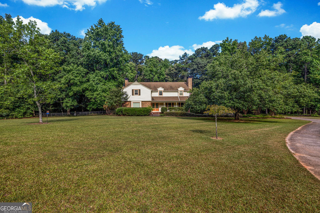 2470 Flippen Road Property Photo 1
