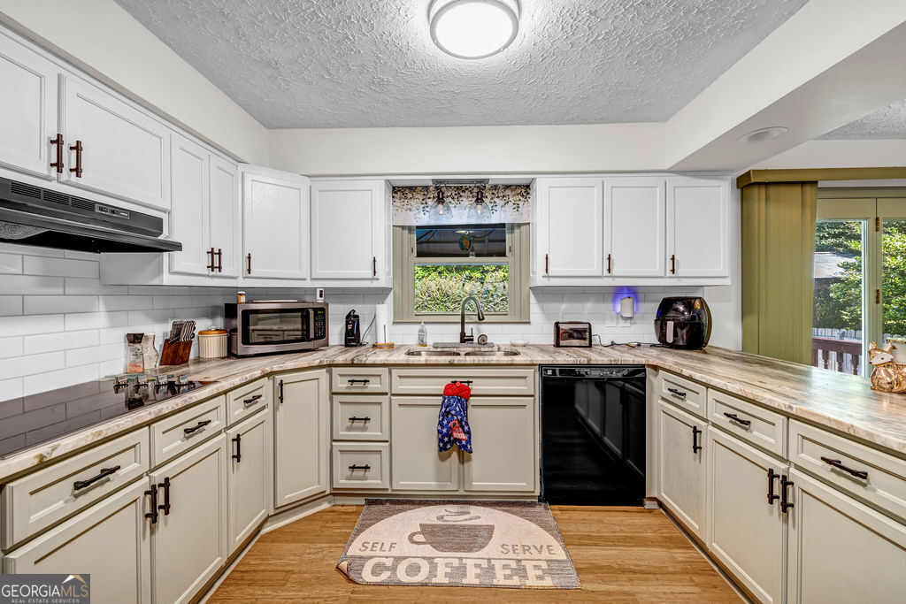 2470 Flippen Road Property Photo 13