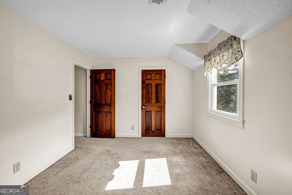 2470 Flippen Road Property Photo 29