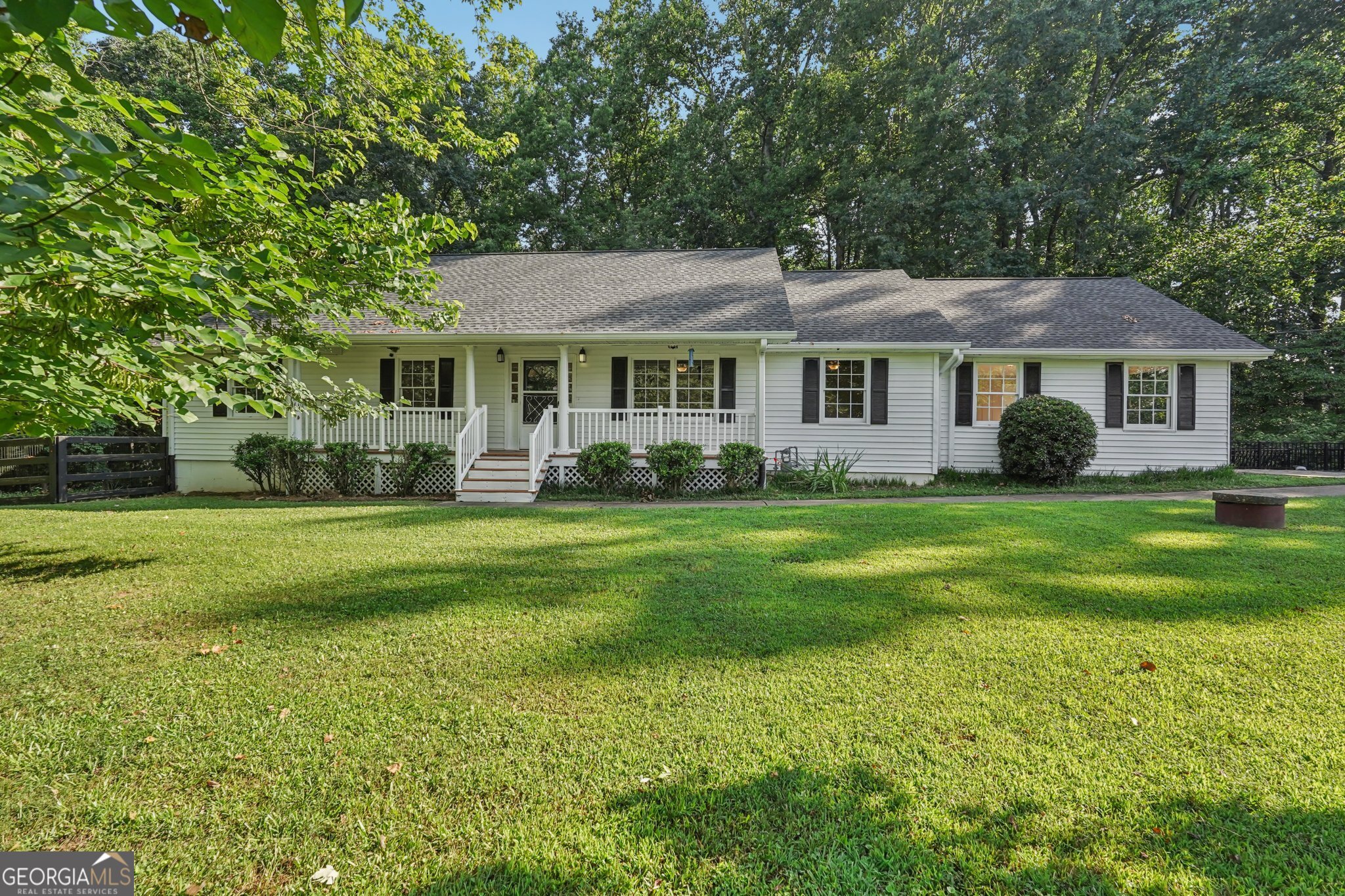 2595 Marsha Circle Property Photo 1