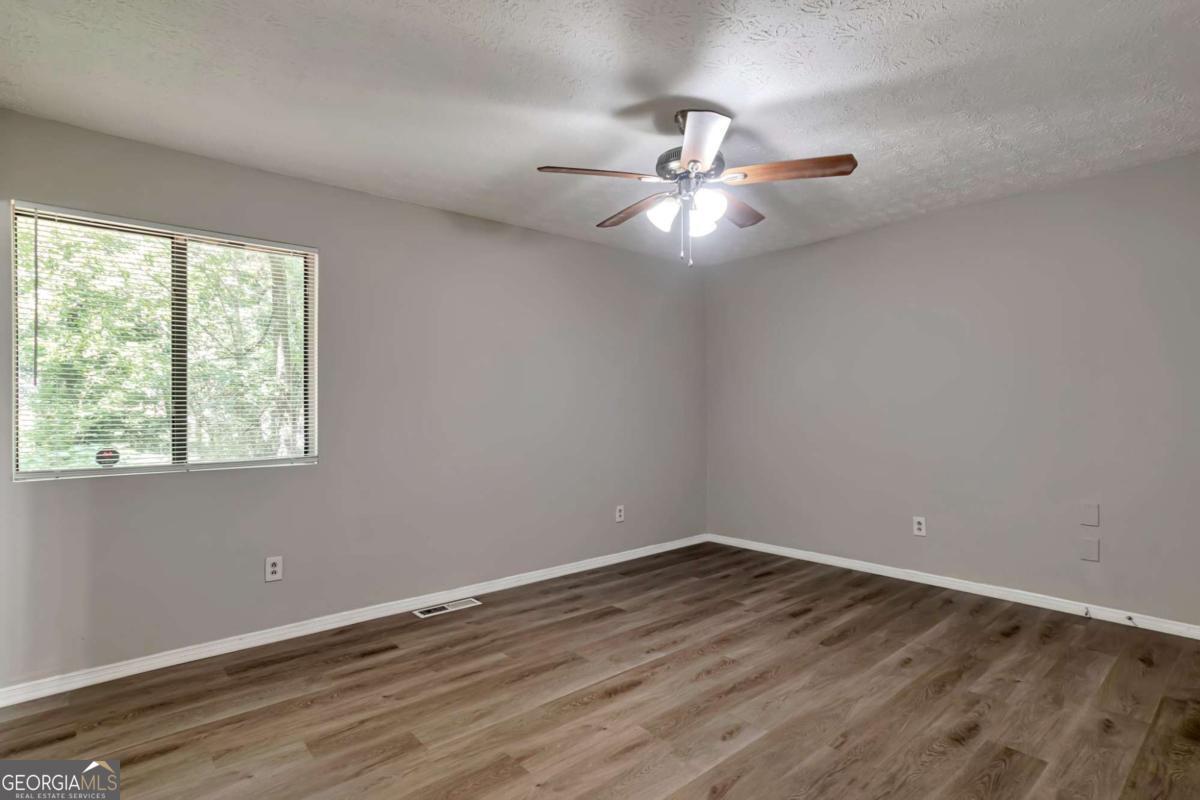 4055 Chimney Ridge Way Property Photo 15