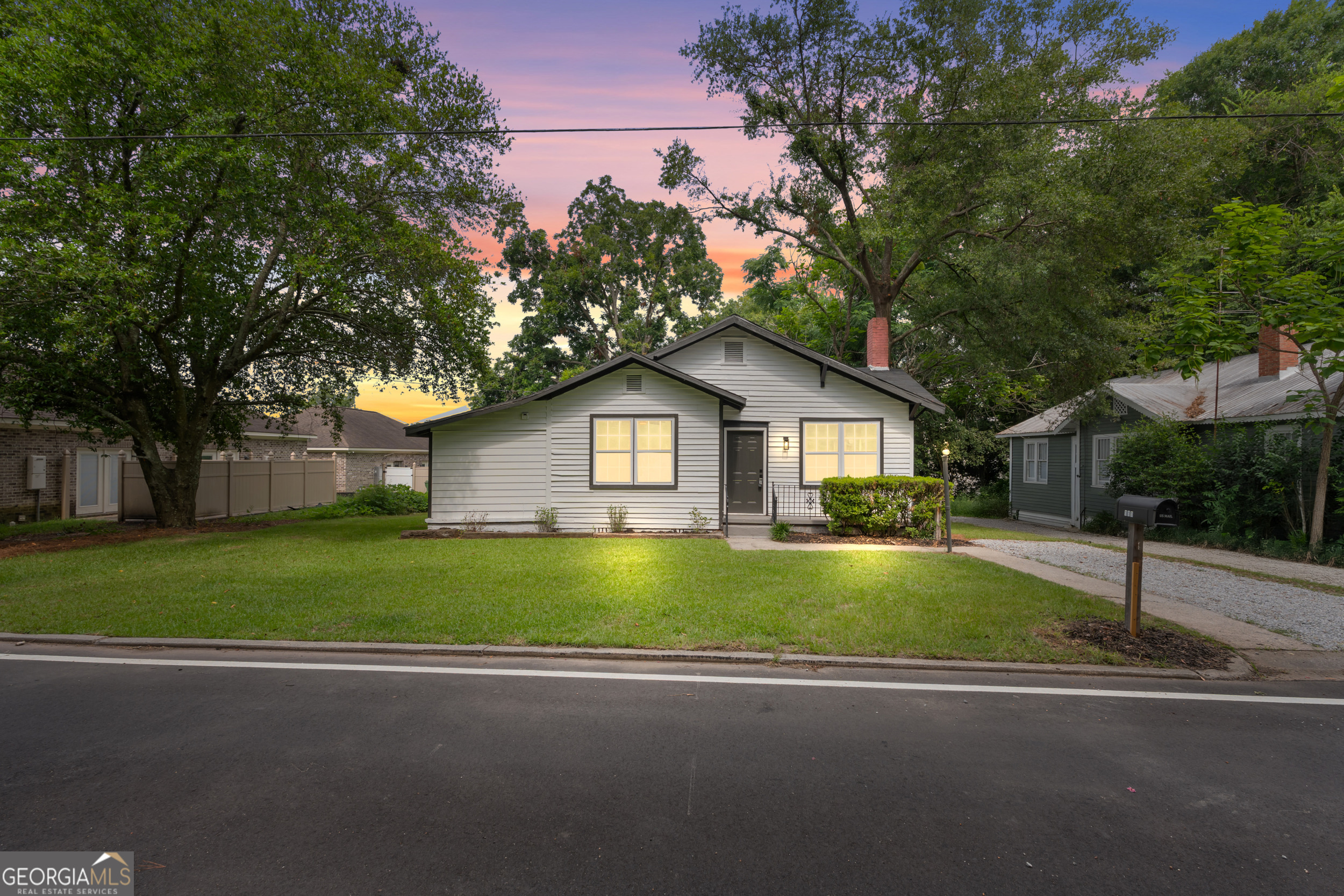 111 S Mulberry Street Property Photo 1