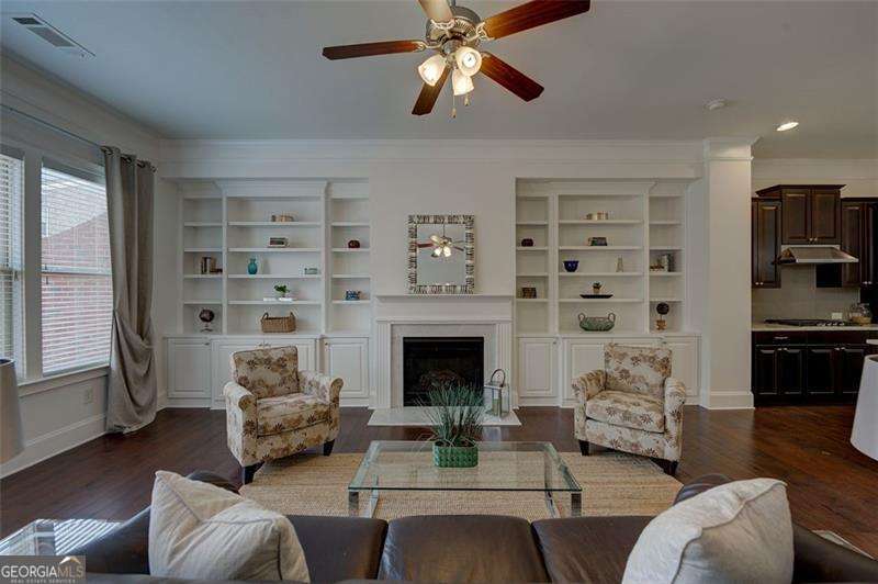 421 Alderwood Street Property Photo 15