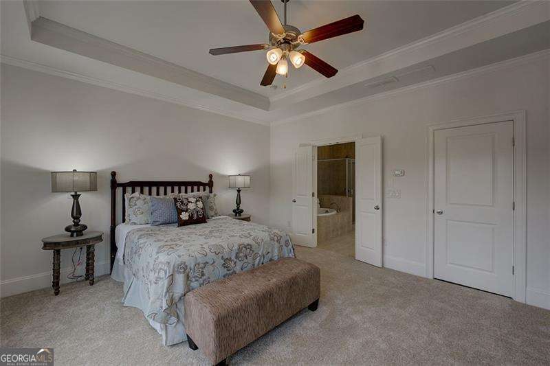 421 Alderwood Street Property Photo 20