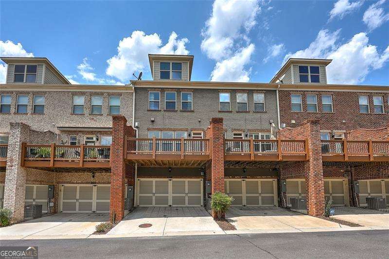 421 Alderwood Street Property Photo 36