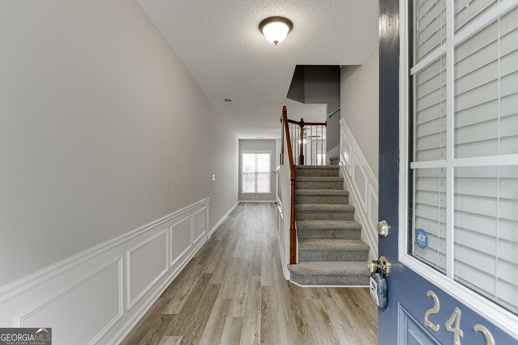 2421 Elkhorn Terrace Property Photo 4