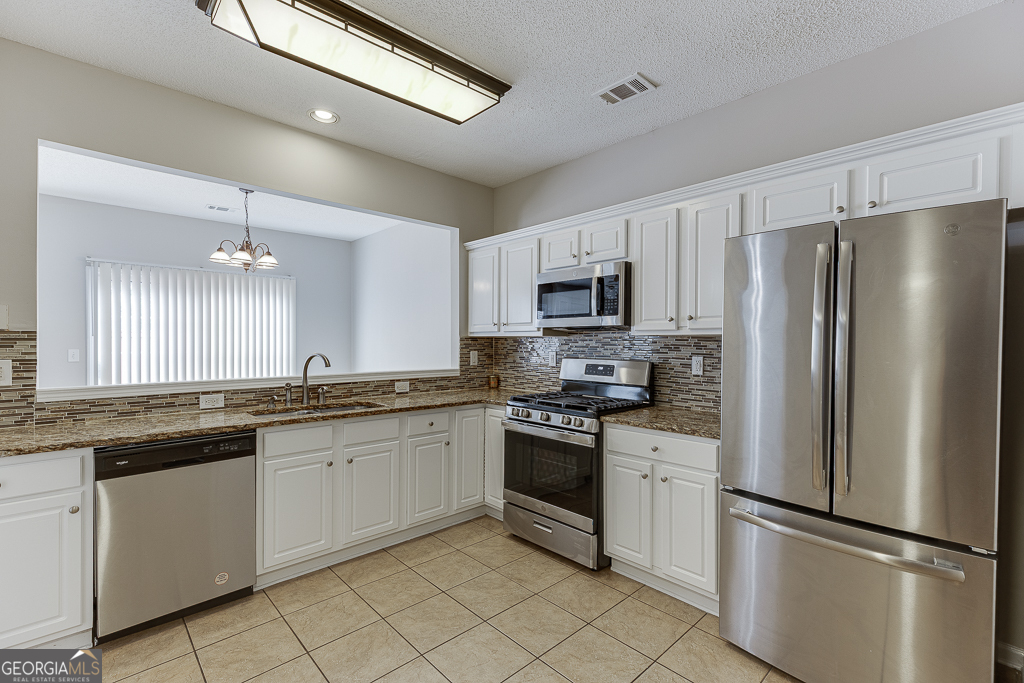 2421 Elkhorn Terrace Property Photo 14