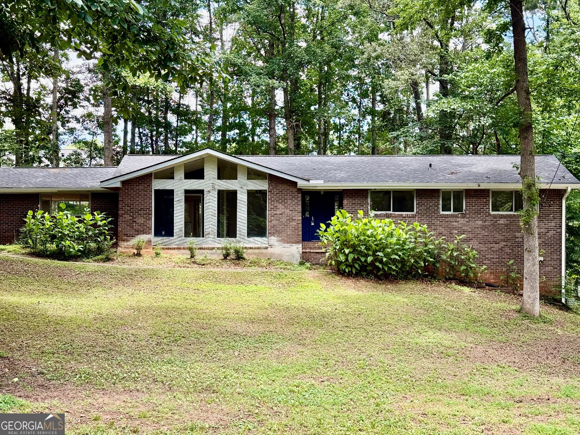 3150 Sharon Circle Property Photo 1