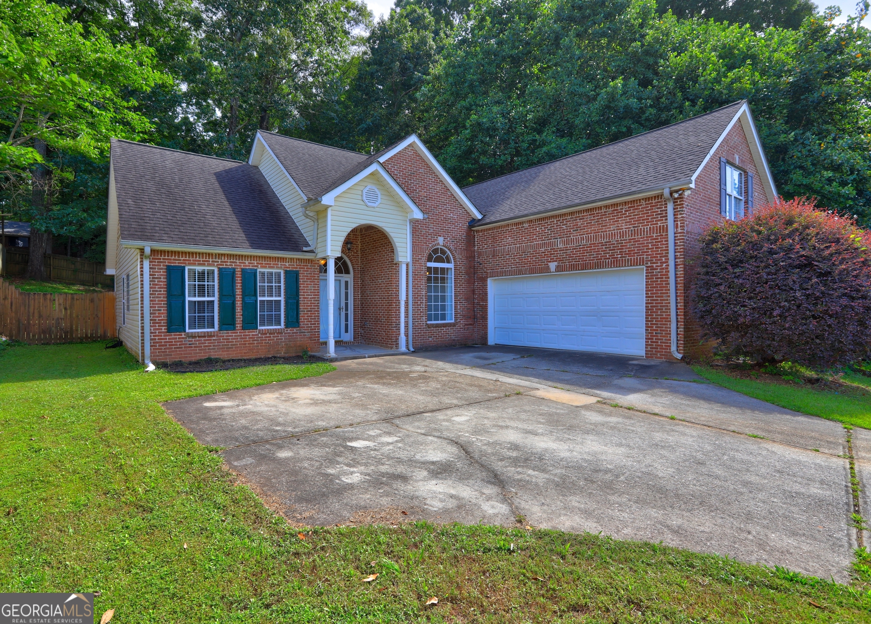 1553 Ravens Run Property Photo 1