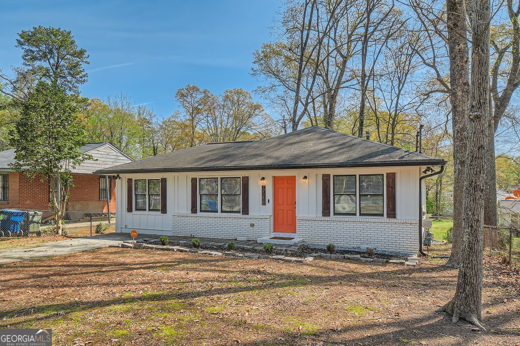 1746 Hadlock Street Sw Property Photo 1