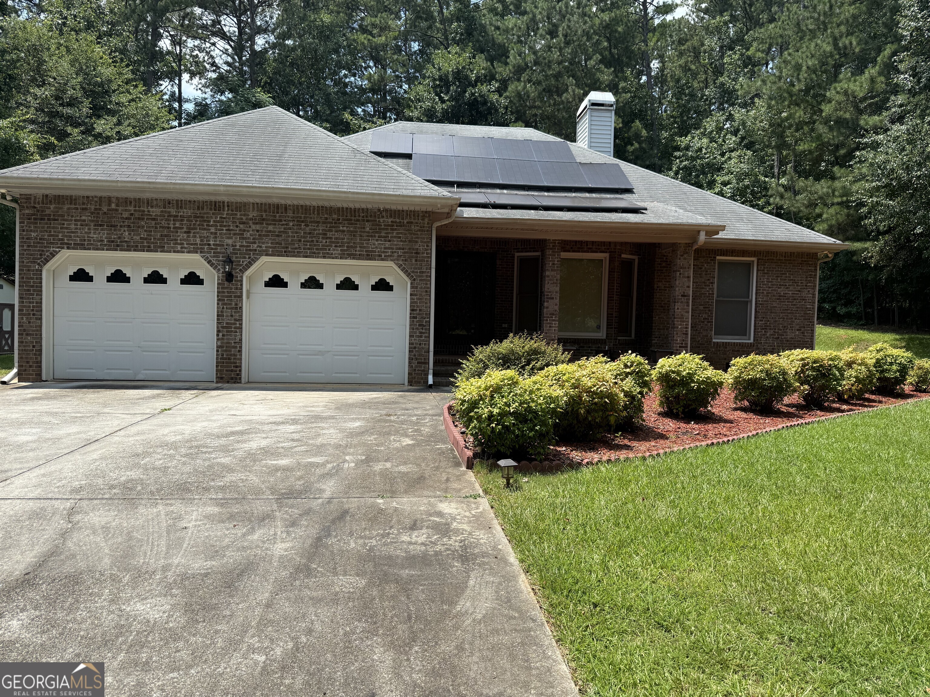 5207 W Shore Drive Sw Property Photo 1