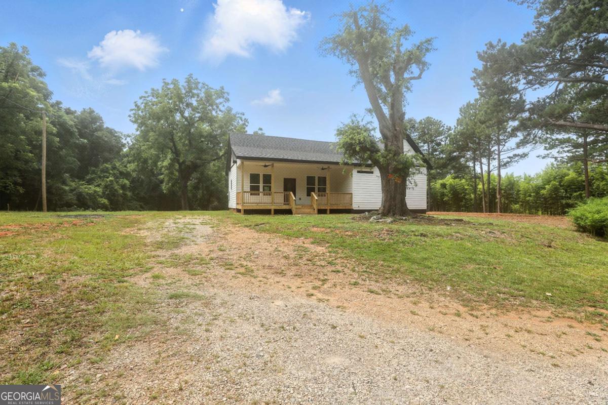 1859 William Smith Road Property Photo 2
