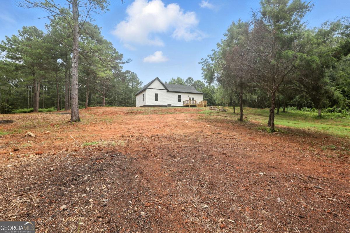 1859 William Smith Road Property Photo 18