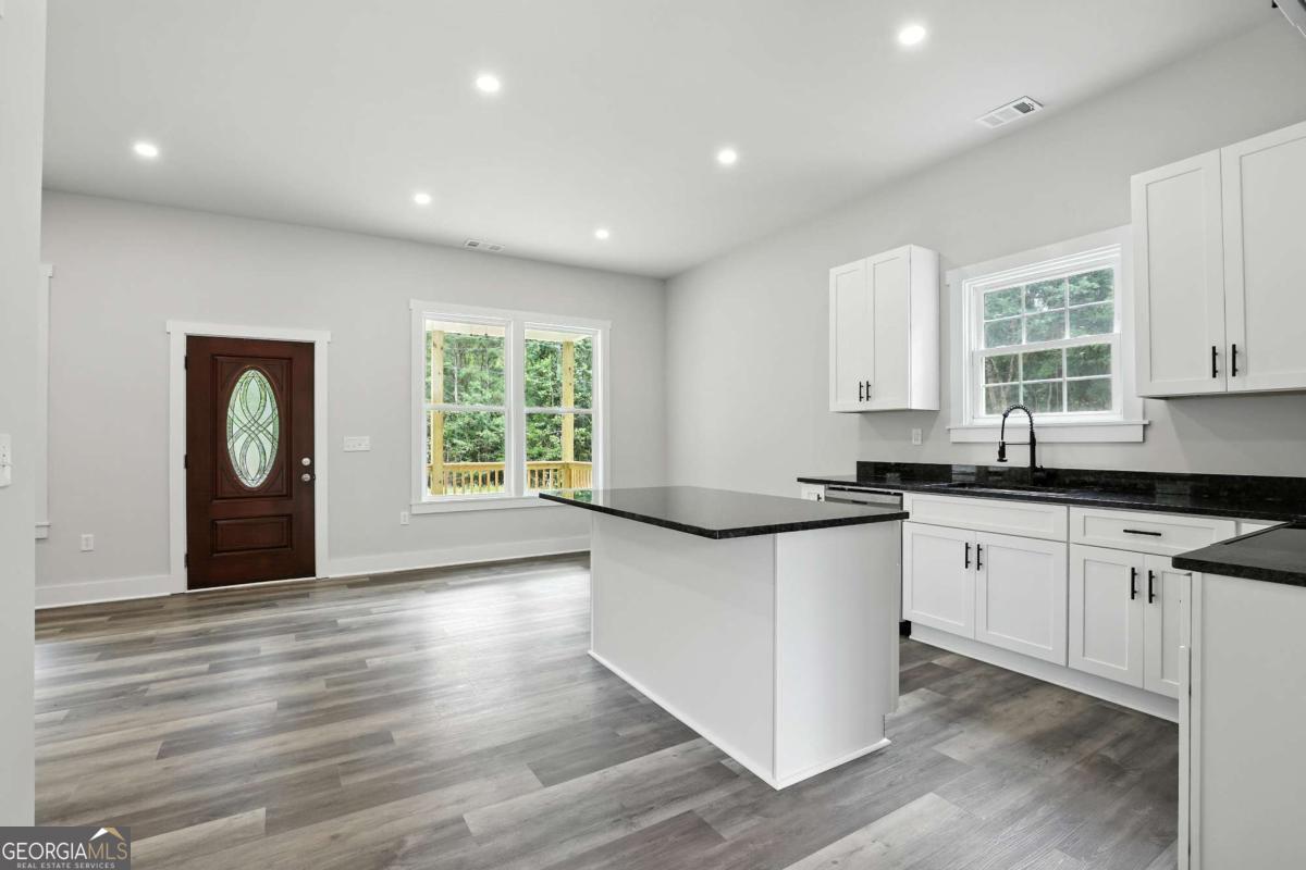 1859 William Smith Road Property Photo 20