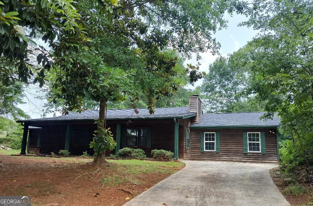 2717 Stanton Woods Drive Se Property Photo 1
