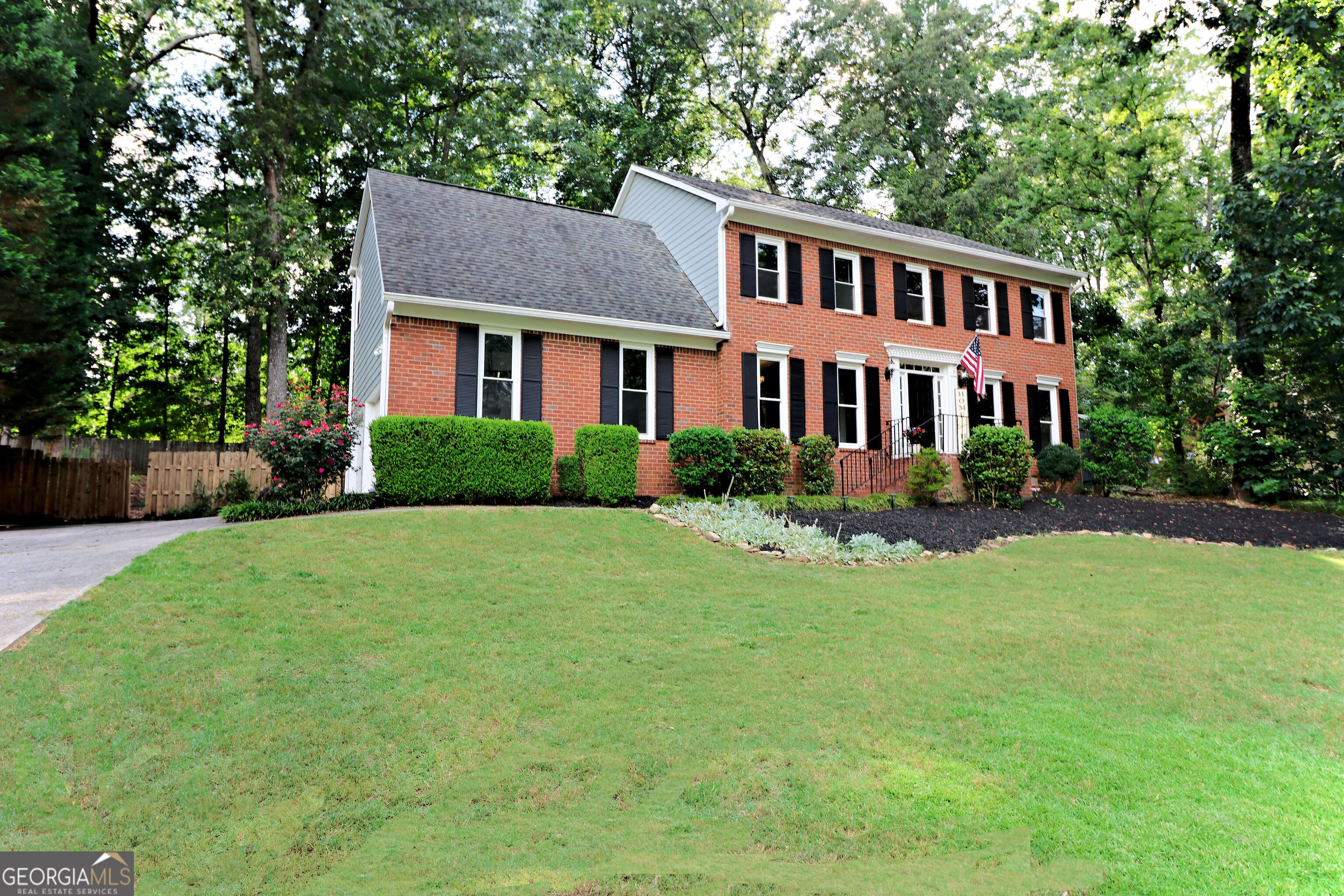 2329 Milstead Circle Ne Property Photo 1