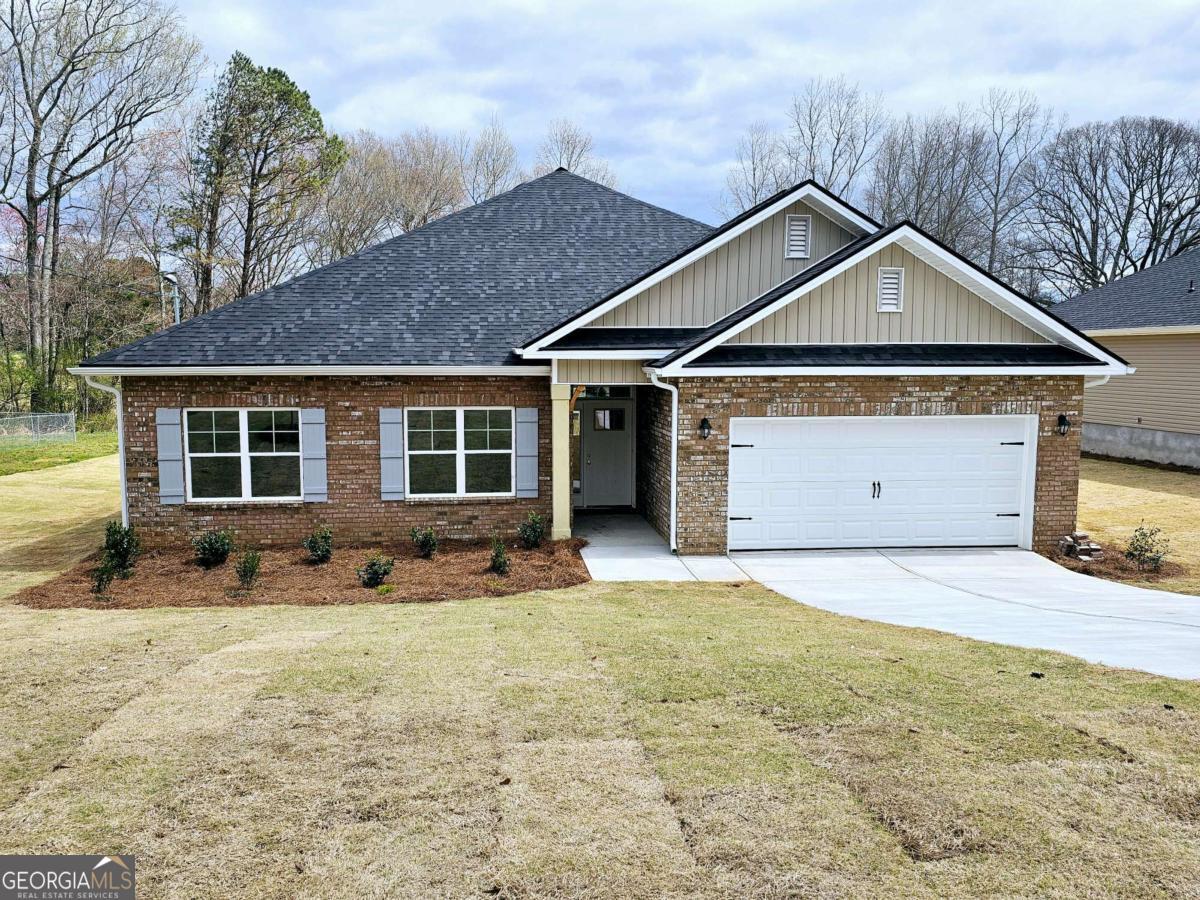 112 Scarlett Place Drive Property Photo 1