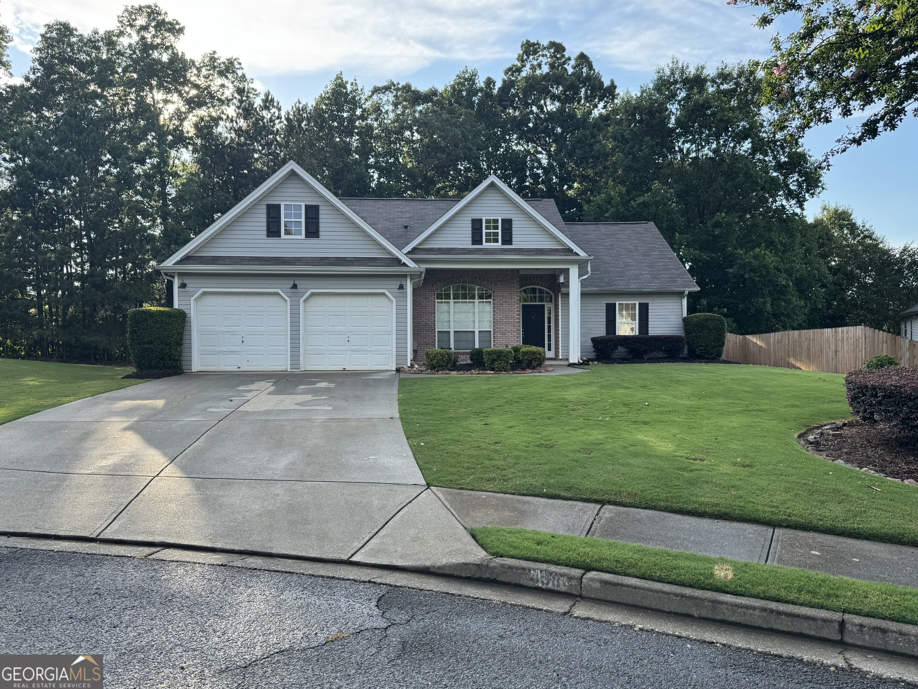 438 Tannenhill Place Property Photo 1