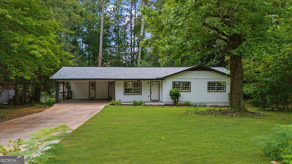 3022 Hillwood Drive Property Photo 1