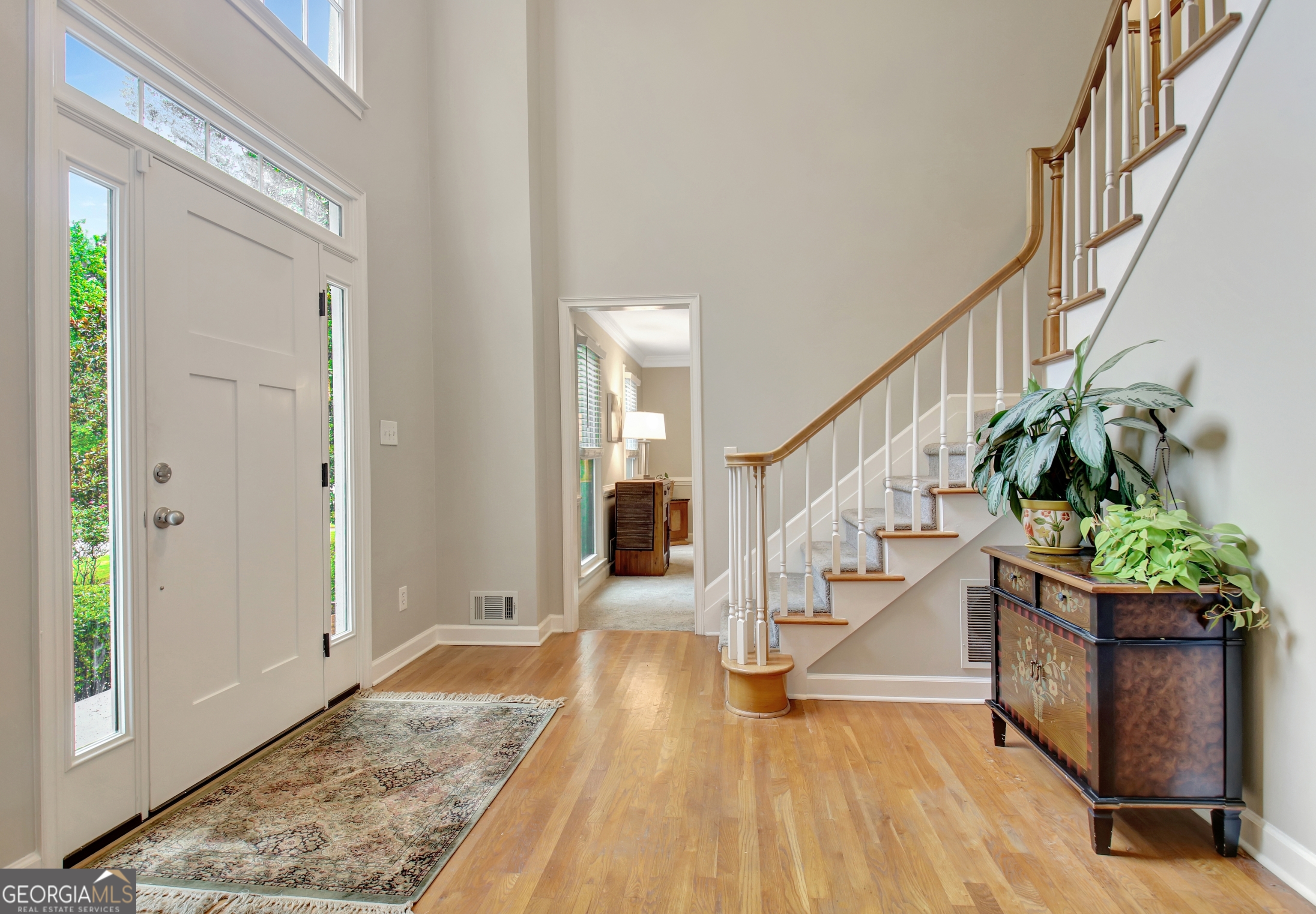 109 Sweetwater Oaks Property Photo 6