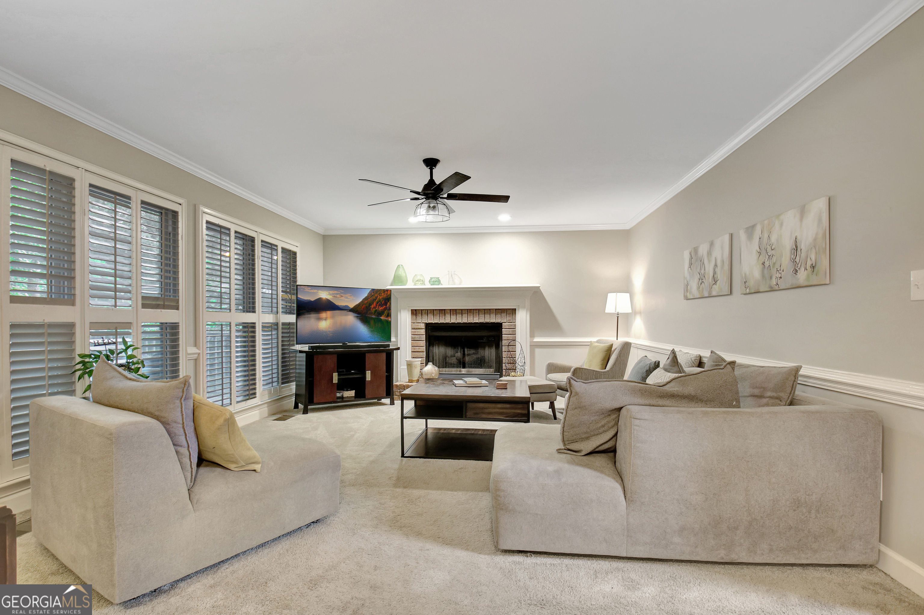 109 Sweetwater Oaks Property Photo 11