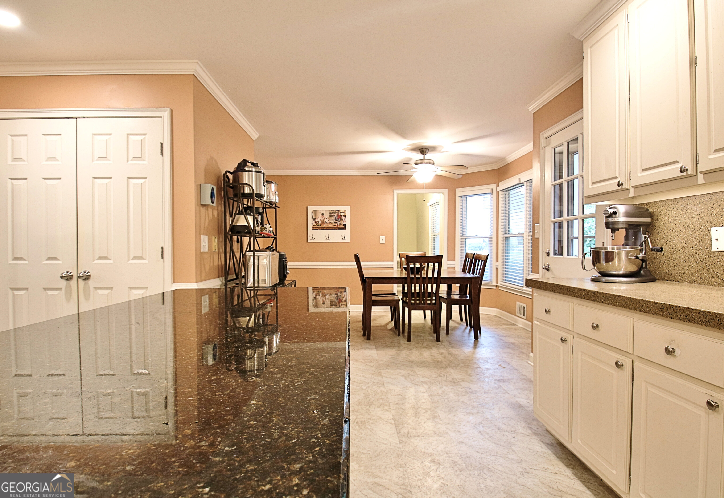 109 Sweetwater Oaks Property Photo 18